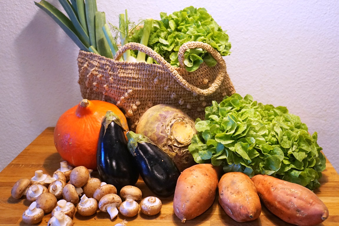 Grocery Shopping on a Whole Food Plant Based Diet: What I Buy in a Week