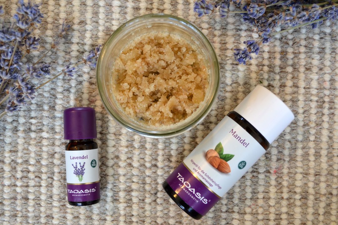 Three Easy Cosmetic DIYs with Lavender Essential Oil (Lavender Face Oil